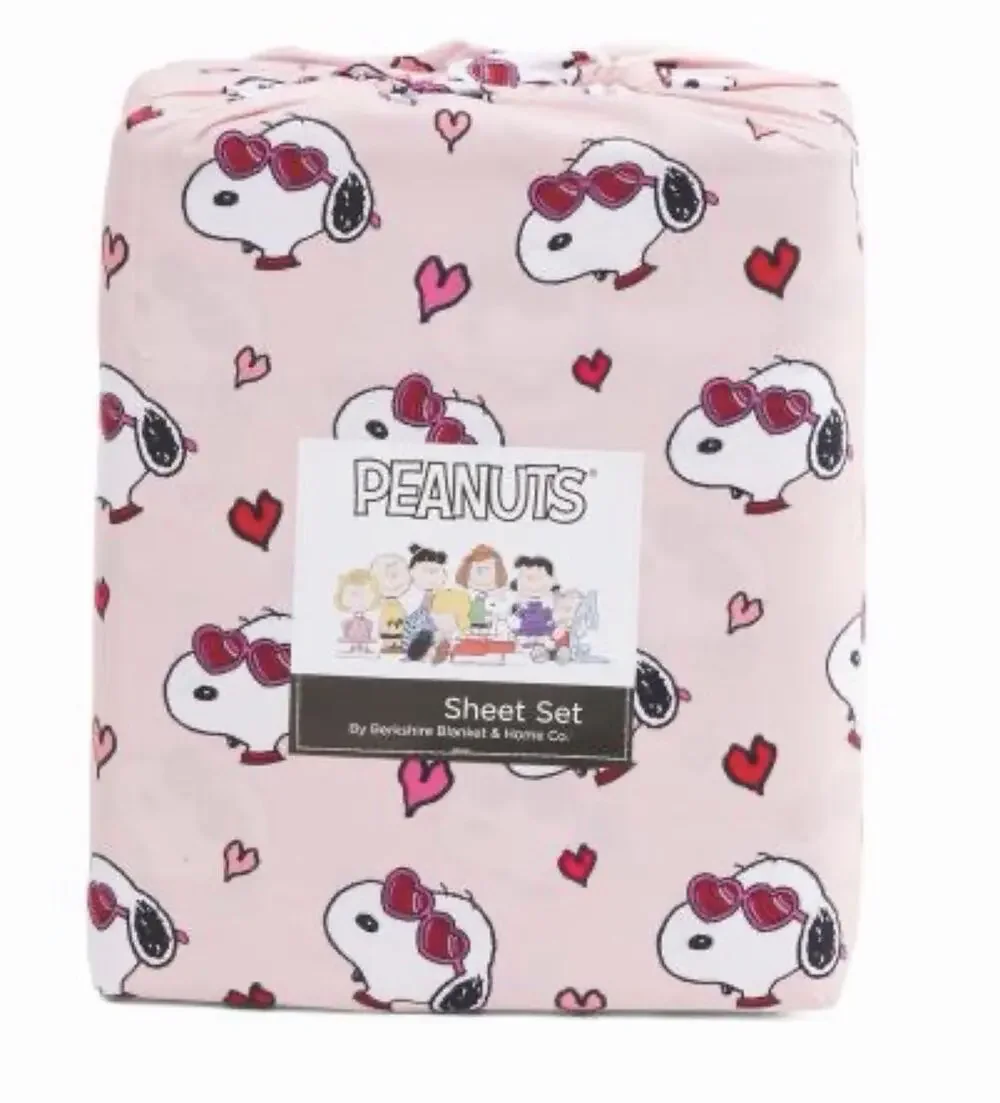 New! Peanuts Snoopy “Heart Eyes” Joe Cool Queen Sheet Set Berkshire & Home